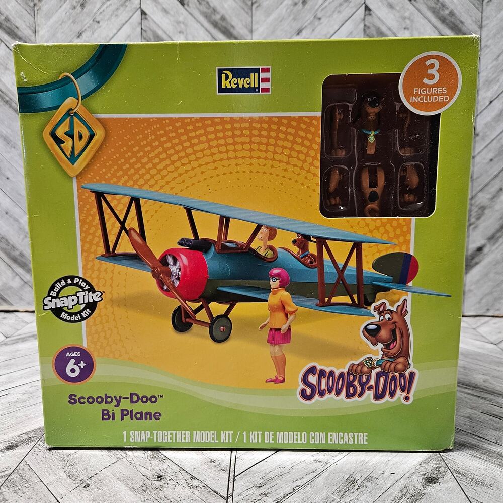 Revell Scooby Doo Plane Model Snap Together Kit Velma Shaggy Bi-Plane